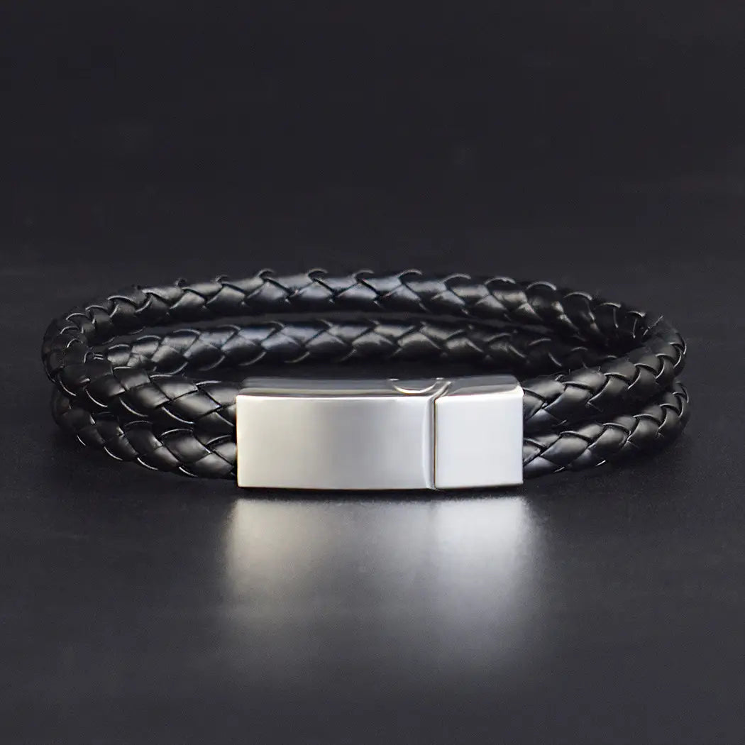 Personalized Brown Woven Leather Bracelet for Fashion Lovers