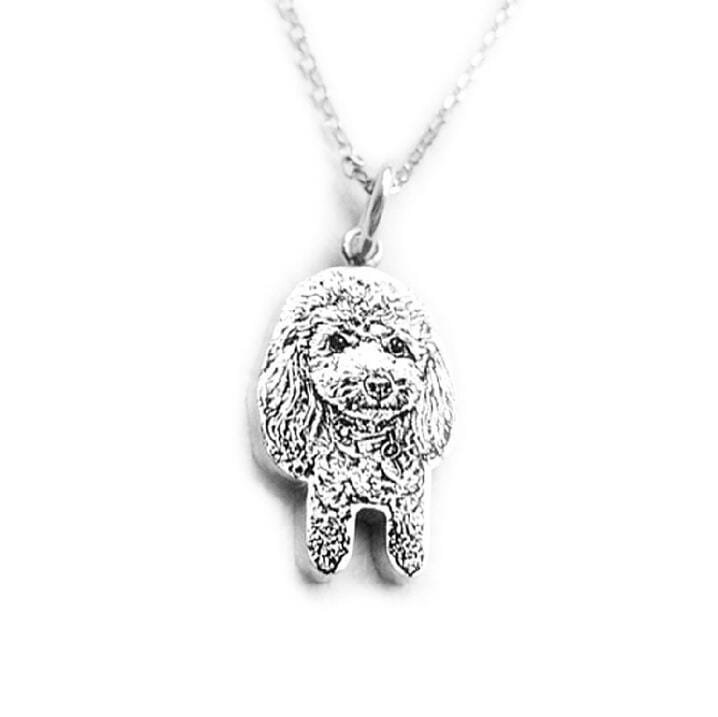 Personalisierte Halskette aus Silber mit Katze und Welpe und Bären- und Schweinemotiven