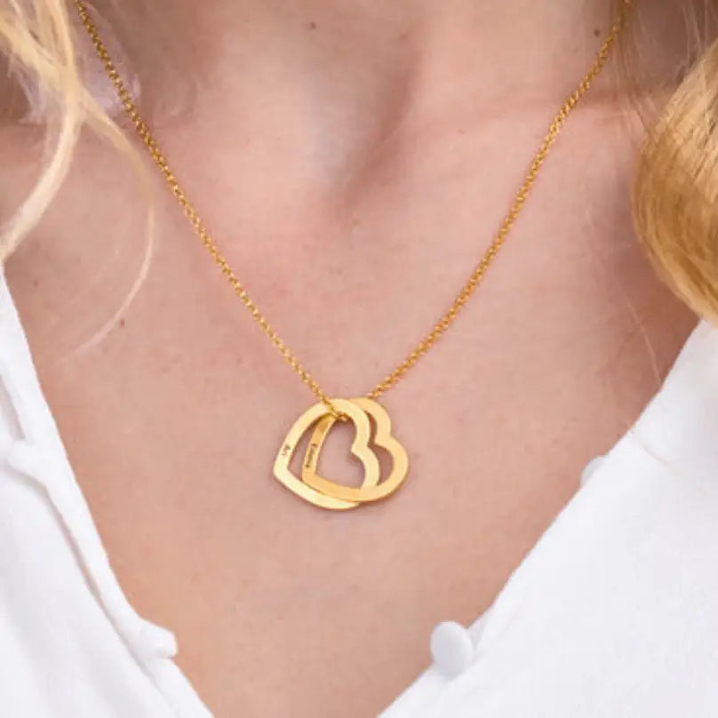 Personalisierte Halskette mit Liebesherz-Anhänger für Frauen mit individueller Gravur