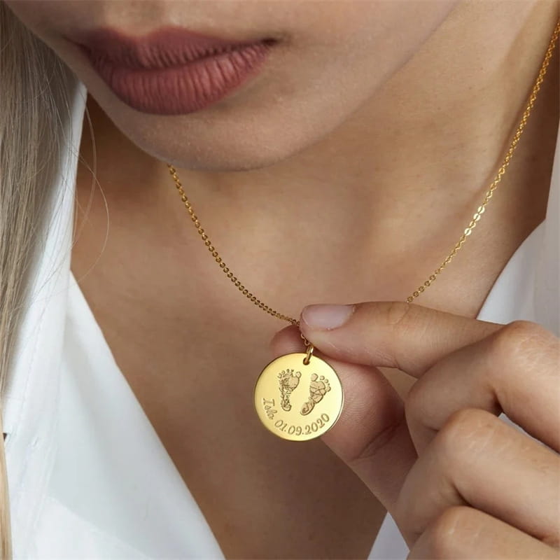 Baby Footprints Jewelry Necklace in Stainless Steel for Fashion Lovers