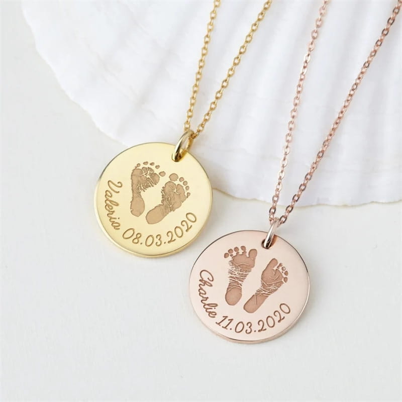 Baby Footprints Jewelry Necklace in Stainless Steel for Fashion Lovers