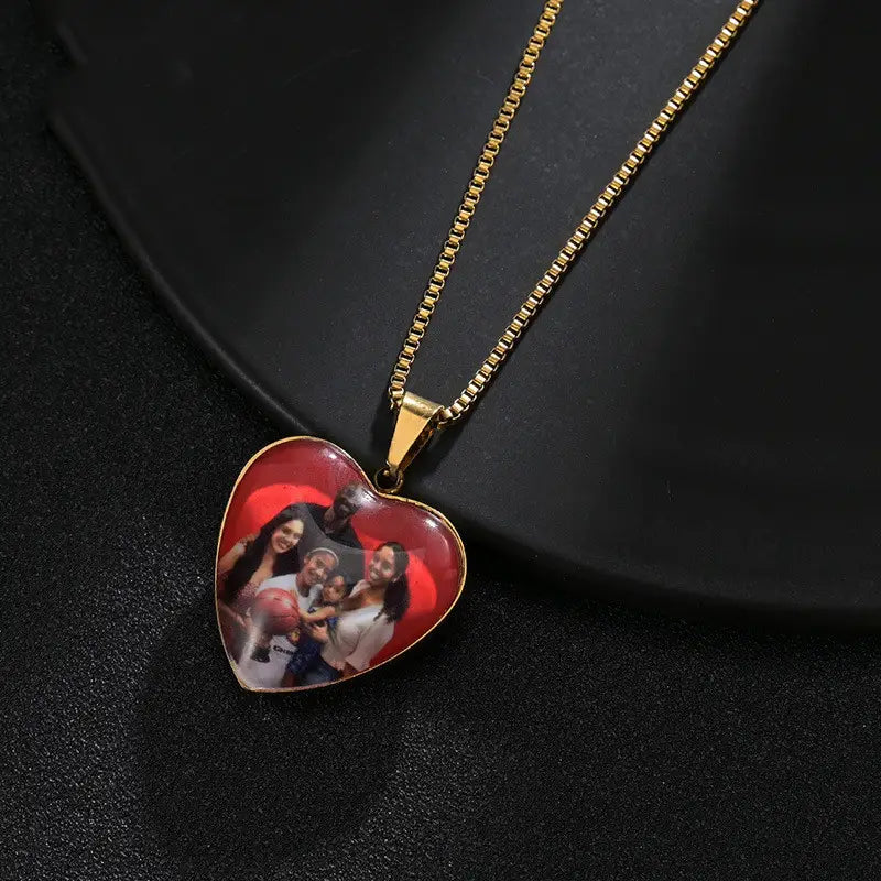 DIY Stainless Steel Love Photo Necklace for Stylish Jewelry Lovers