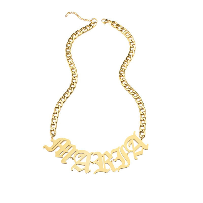 Personalisierte Namenskette aus Edelstahl in Gold