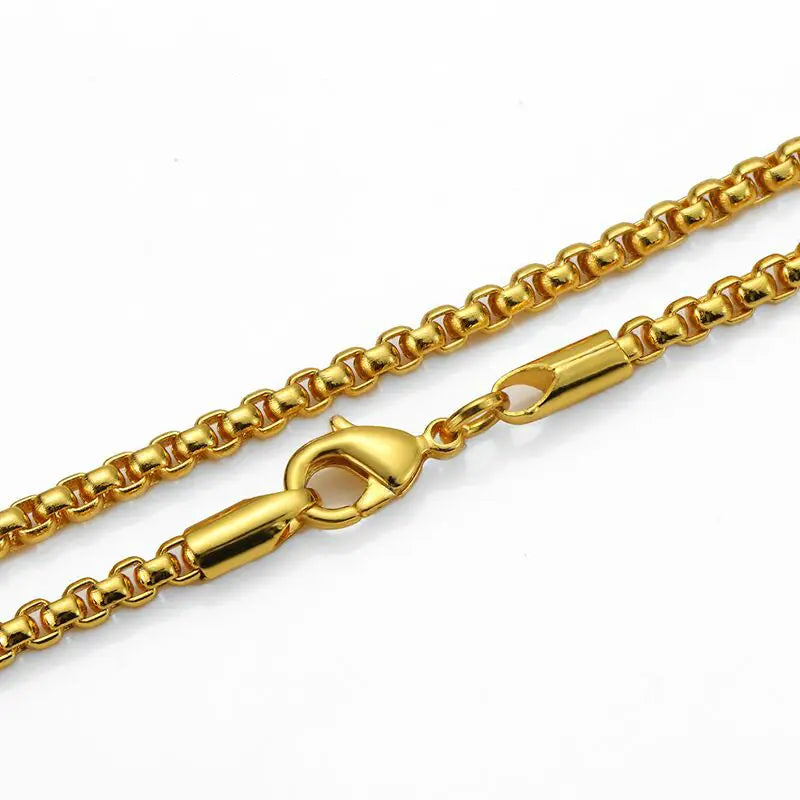 Gold chain necklace with lobster clasp from Gold Bar for trendy jewelry lovers.