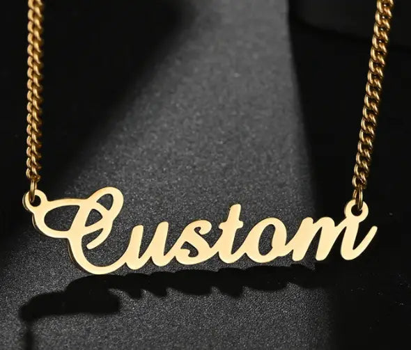 Custom Gold Name Necklace for a Stylish Touch