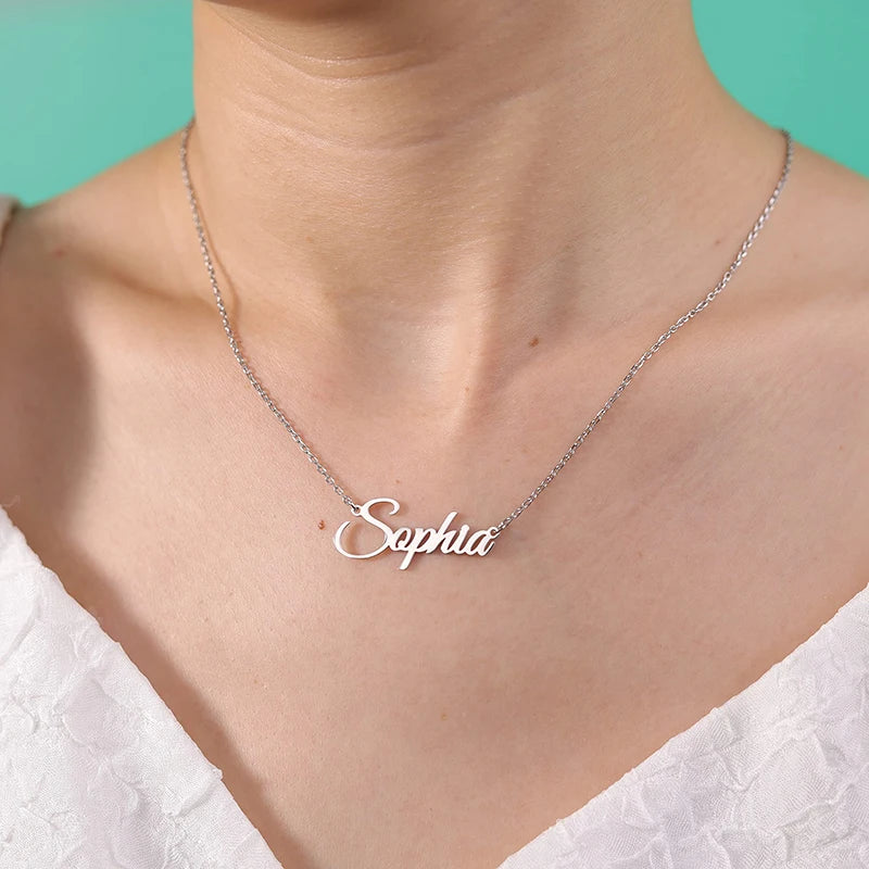 Name Necklace Personalized 18K Gold Plated Custom Name Necklaces for Women Customized Name Plate Pendant Jewelry Gifts for Women