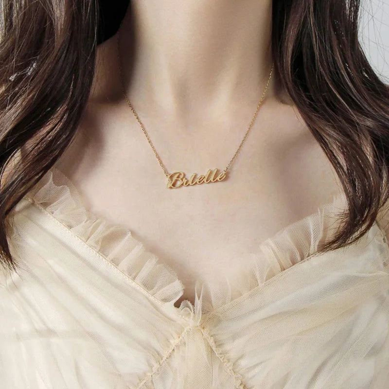 Name Necklace Personalized 18K Gold Plated Custom Name Necklaces for Women Customized Name Plate Pendant Jewelry Gifts for Women