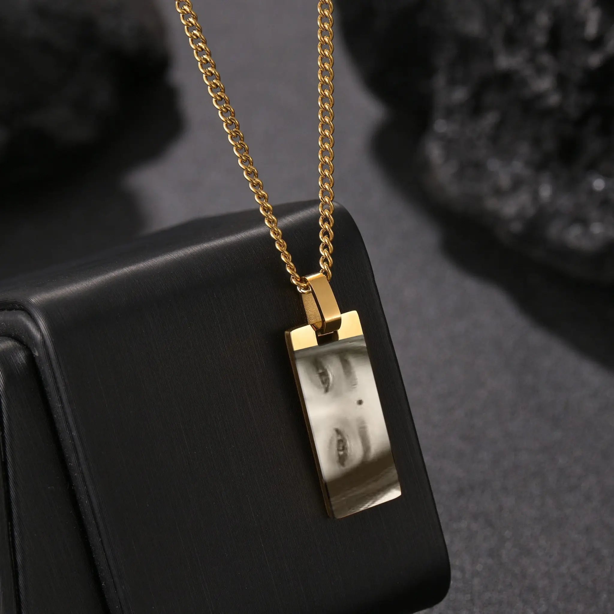 Custom Eyes Photo Necklace Stainless Stee Customized Engrave Eye Necklaces Personalized Picture Name Necklace For Women