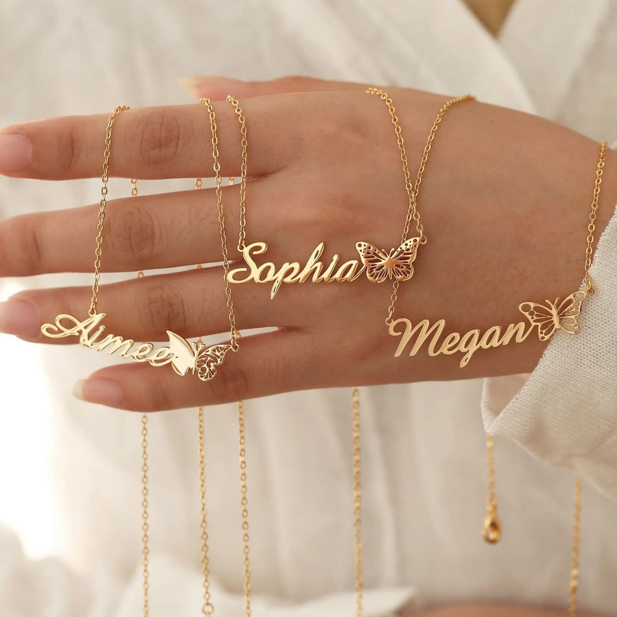 Customized Name Butterfly Necklace For Women Personalized English Letters - Gold / 45cm