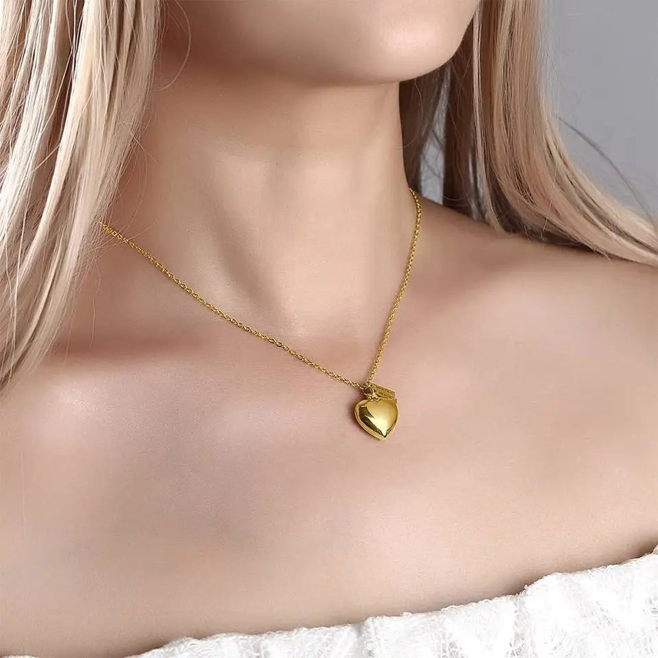 Gold Heart-Shaped Necklace DIY Jewelry Photo Pendant