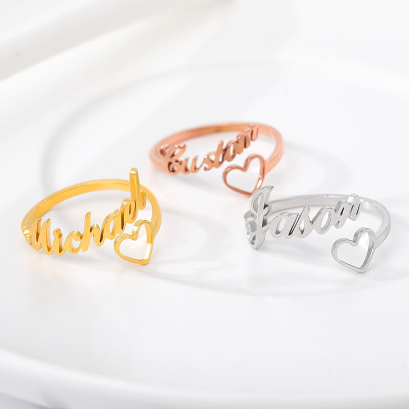 Stilvoller Namensbuchstaben-Ring aus Edelstahl für Modeliebhaber