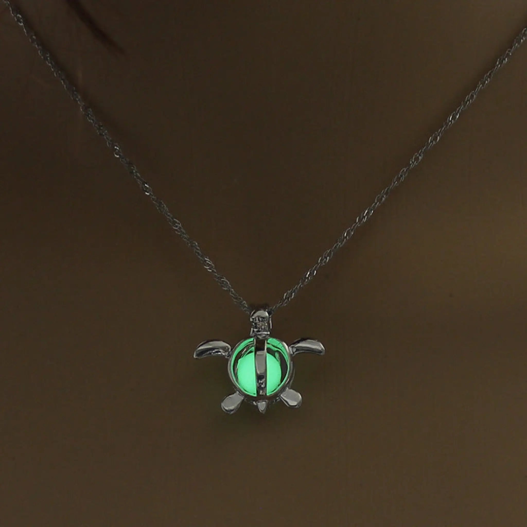 Fashion Moon Natural Glowing Stone Healing Necklace Women Gift Charm Luminous Pendant Necklace Jewelry - Green tortoise