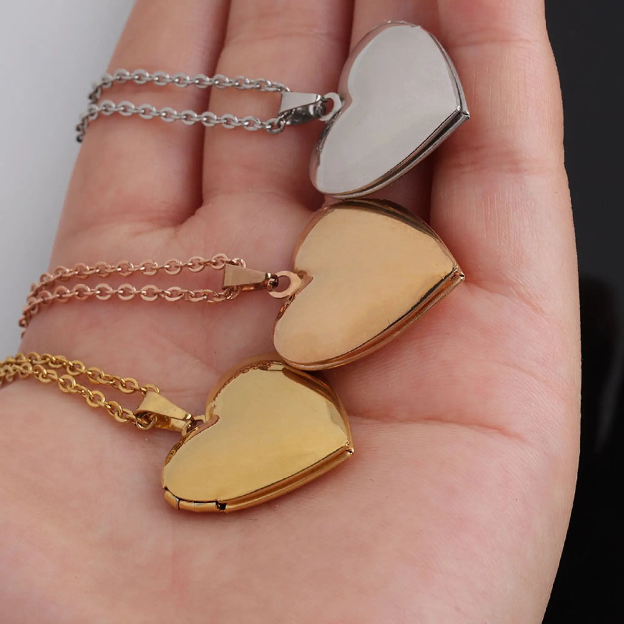 Glossy Shiny Peach Heart Love Photo Box Necklace