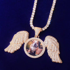 Large Winged Round Photo Copper Hip Hop Photo Frame Pendant Necklace - Golden - 7