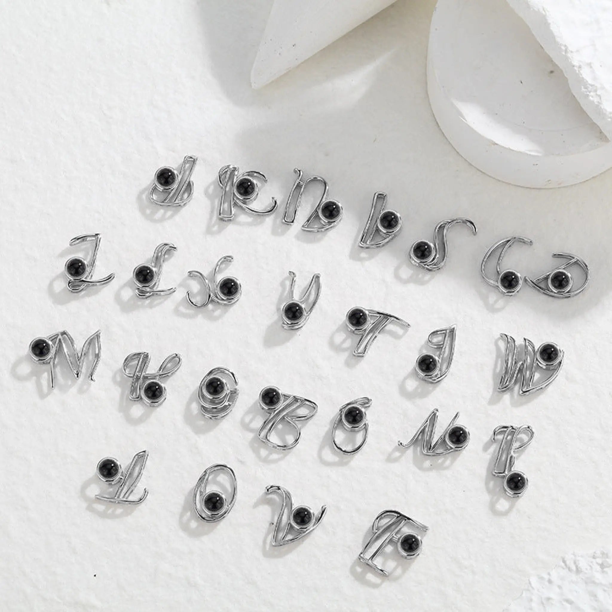 Men’s And Women’s Fashion Personalised Alphabet Projection Necklace - White Gold / A - 7