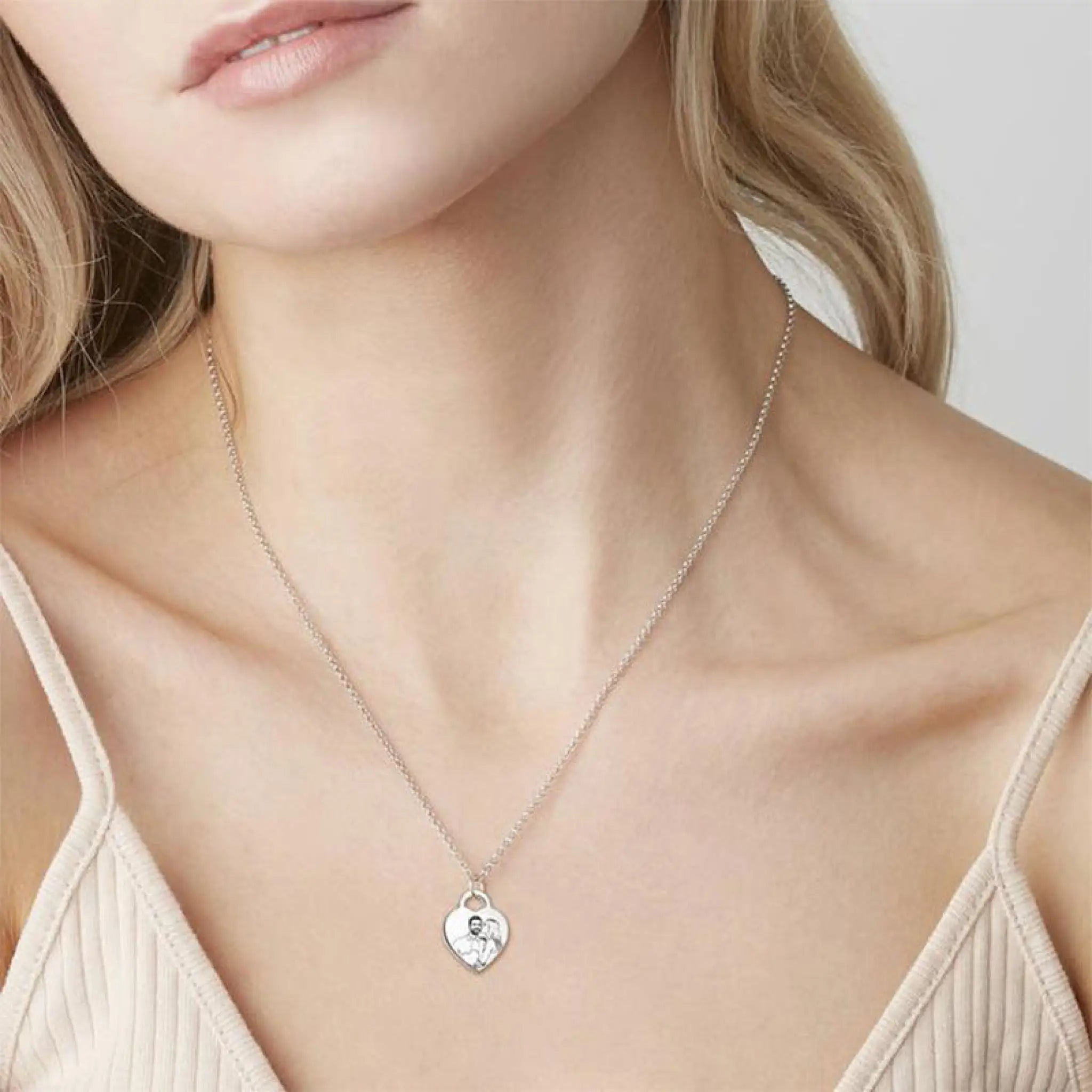 Personalized Peach Heart Photo With Heart Lettering - White gold - 7