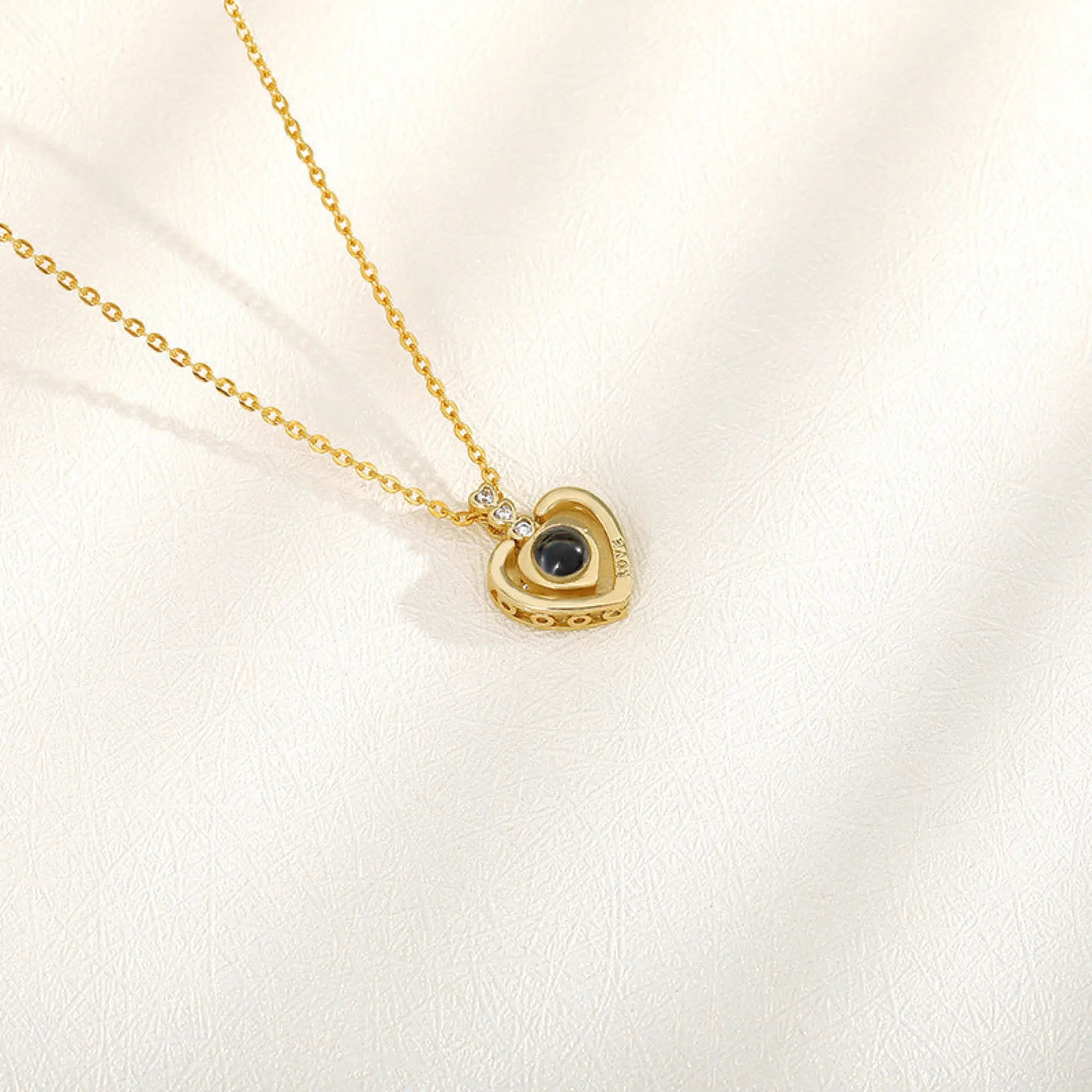 Photo Projector Desirable Couple Pet Necklace - 00612models - 7