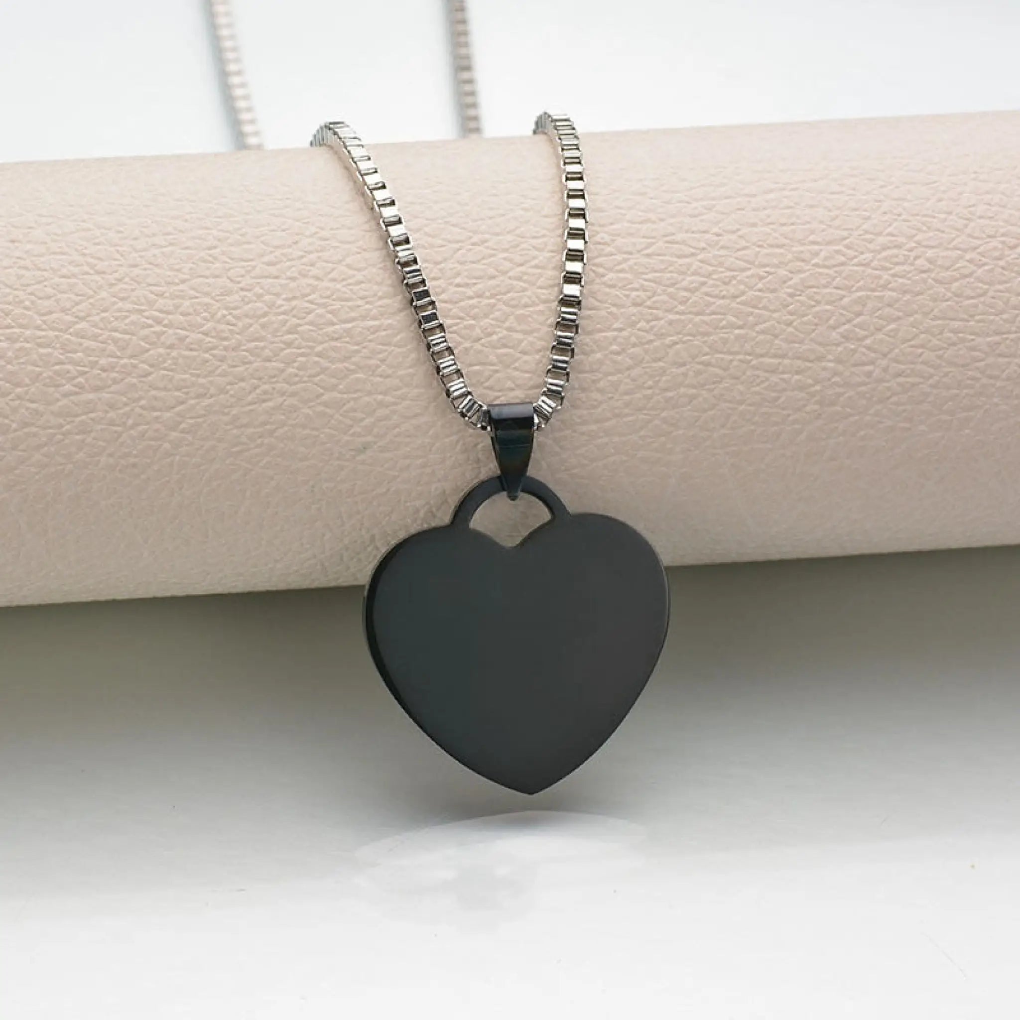 Titanium steel military brand stainless steel men’s necklace private custom dog brand name pendant offering lettering